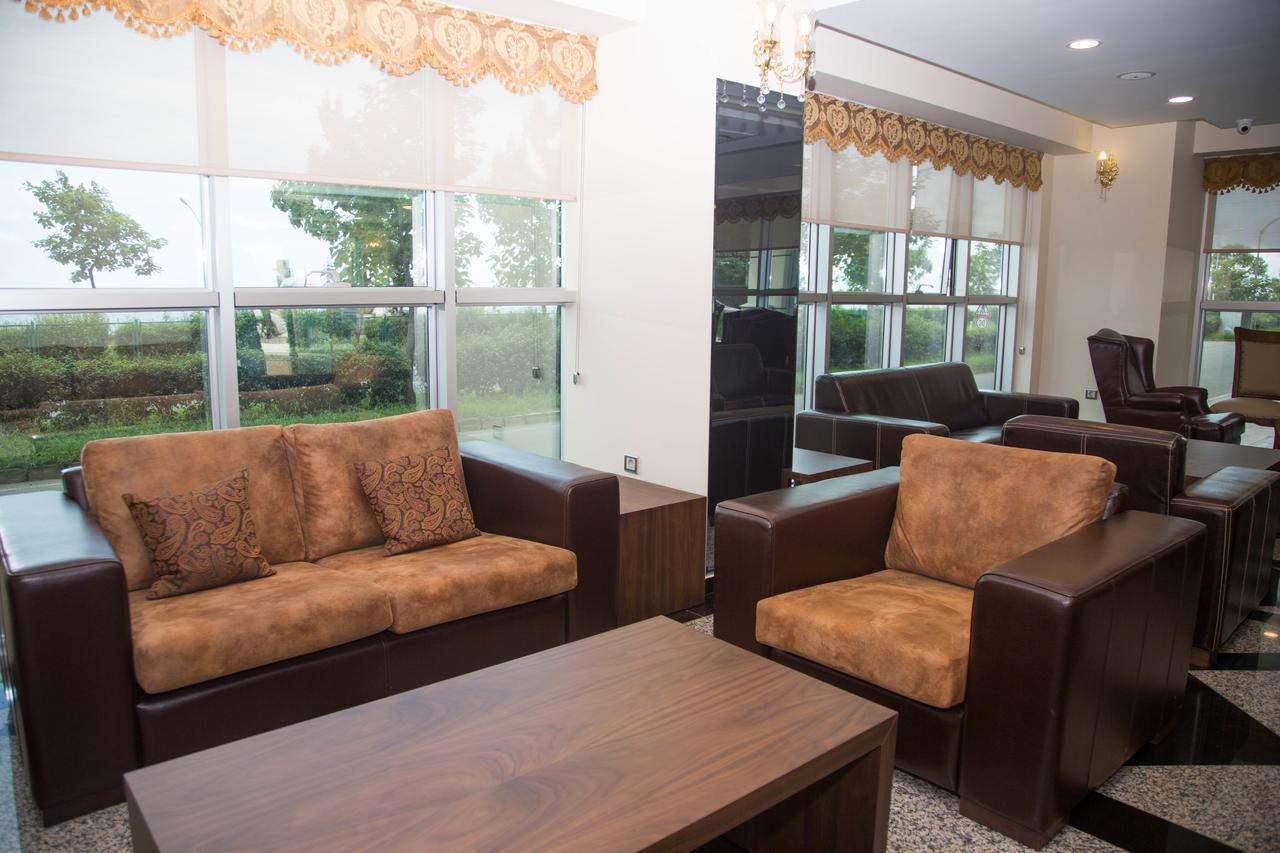 Nana Hotel Hopa Esterno foto